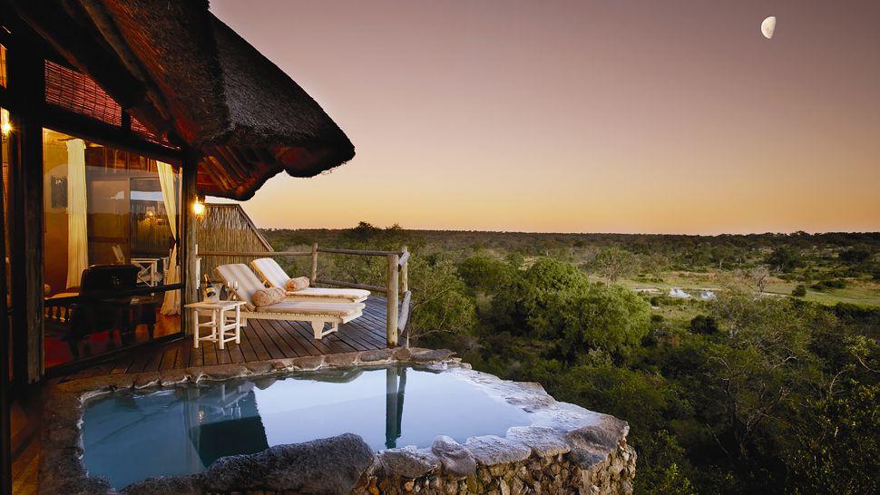 Heading 3: Luxurious Accommodations in the Heart of the African Wilderness